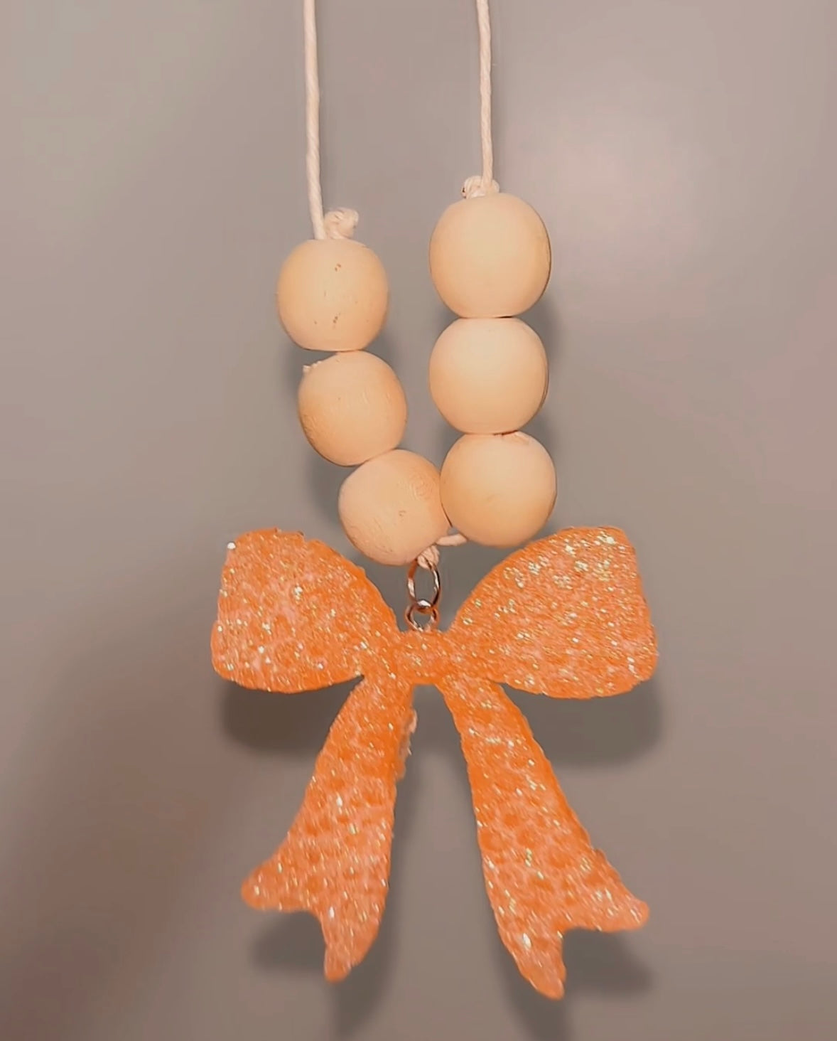 π Coquette Bow Car Freshie (Vanilla,cedarwood,& Jasmine scented)