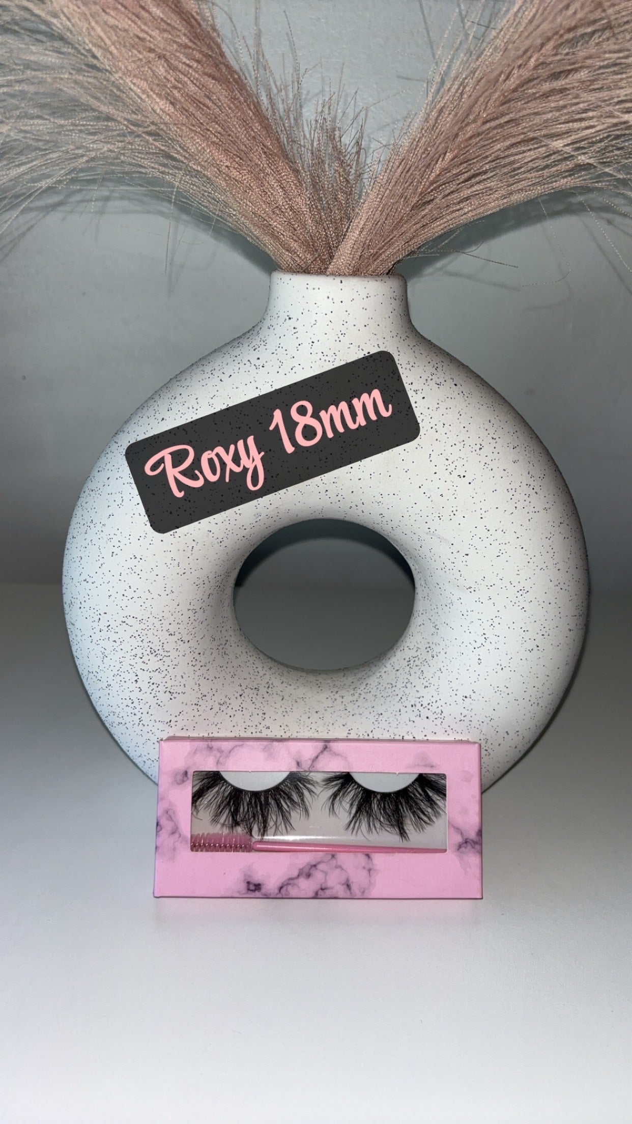 Devine Lashes by Break of Dawn Boutique 🌸 (Includes pink lash wand & pink tweezers)